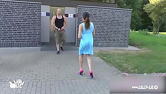 Amateur Teen Gets Her Ass Pounded In Public