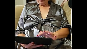 Mature Granny With Big Natural Tits Masturbates!