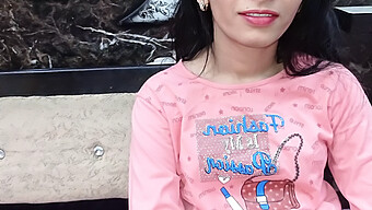 Cuplu Indian De 18+ Se Bucură De Sex Hardcore În Fața Camerei