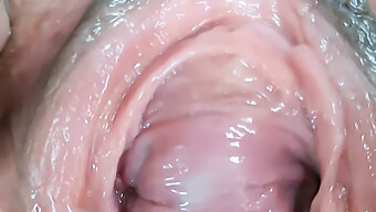 Geweldige Vagina Gaping En Handjob Actie