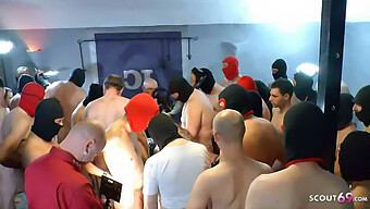 Γερμανική Έφηβη (18+) Γεμίζει Το Μουνί Της Με Σπέρμα