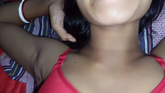 Chica India (18+) Hace Una Mamada Y Es Follada Duro