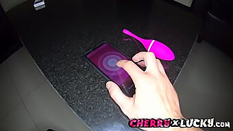 Esplorando Nuovi Piaceri Con Un Sextoy