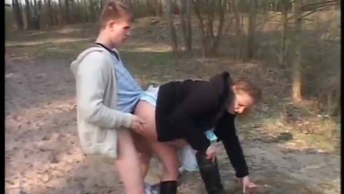 Busty Young Bbw Gets Fucked By A Skinny Guy In The Great Outdoors