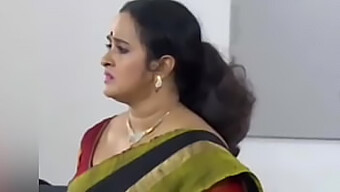 Big Ass And Big Tits Mallu Aunty