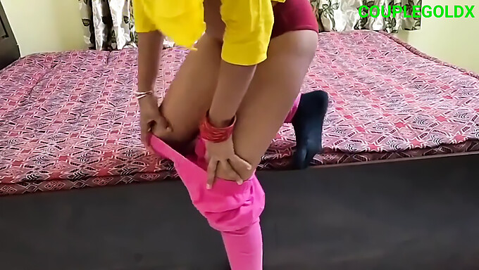 Komal Bhabhi'S Experience With Yellow-Themed Sex