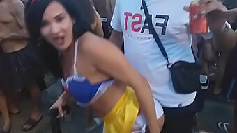 Amador Bianca Das Neves Entices A Fan With Her Tattooed Pussy And Big Ass In A Public Encounter